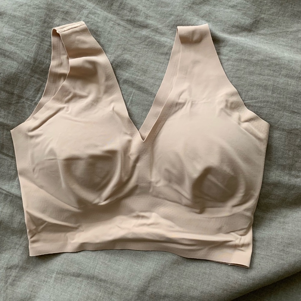 True body v neck bra